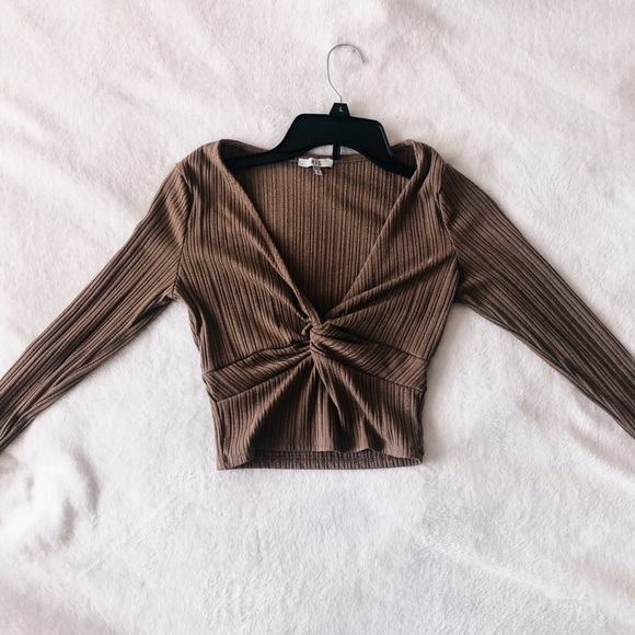 Brown Long sleeved Crop Top - Picture 2 of 5